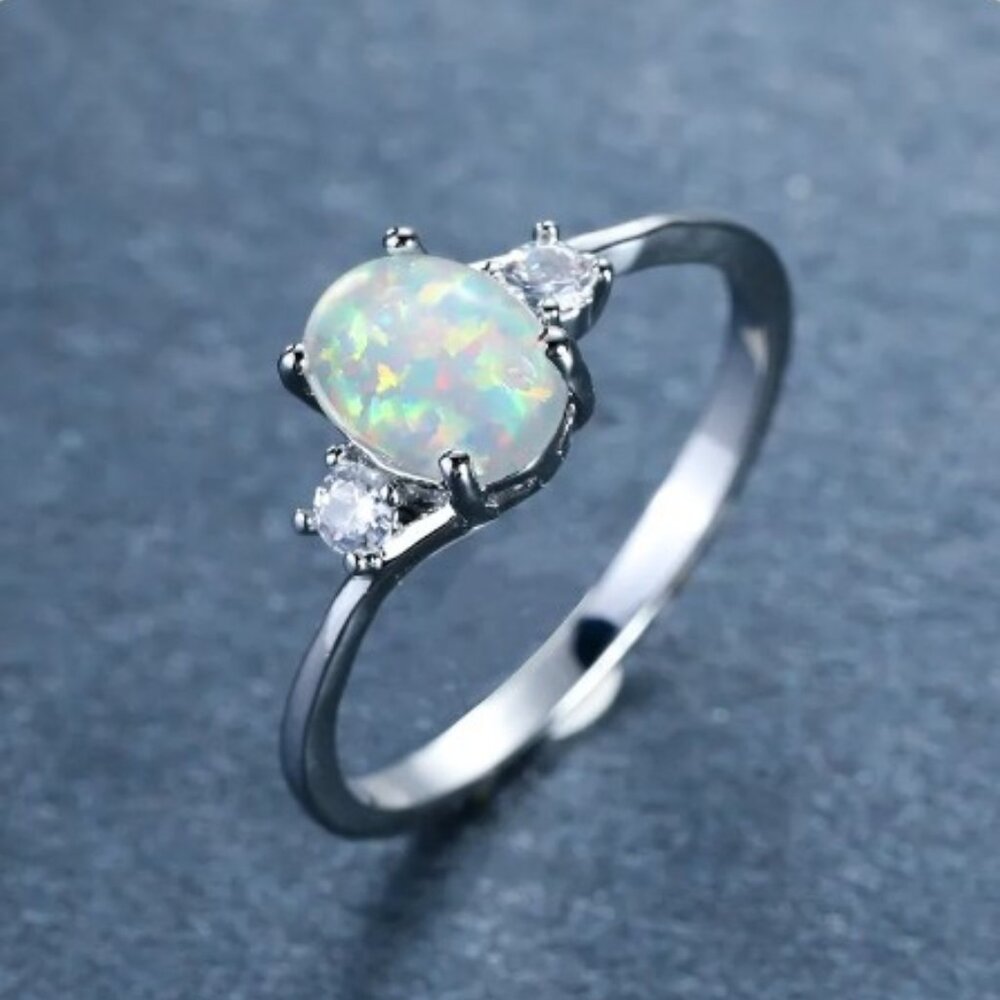 Silver Opal‎ Ring